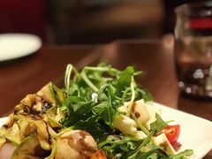 -恰餐厅及酒吧 CHAR Bar & Grill (北京丽都皇冠假日店)