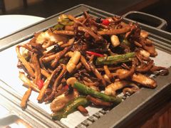 茶树菇炒八爪鱼-桂满陇·锦绣江南(益田广场店)