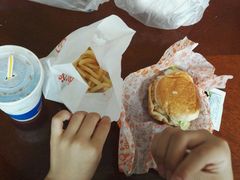 -德克士(中盛国贸店)