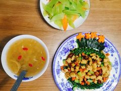 -爱月宝月嫂·育儿嫂(哈尔滨总店)