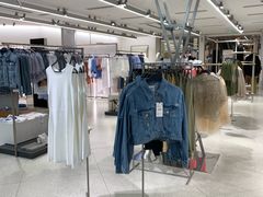 -ZARA(大上海时代广场店)