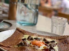 鸡蛋蘑菇熏肉荞麦可丽饼-RAC BAR(安福路店)