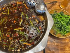 -乡土特色.冷锅鱼.牦牛肉汤锅