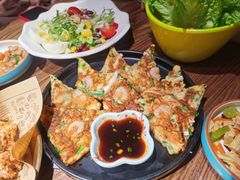 -明洞阿姨·韩式酱蟹烤肉·创意料理(三元桥店)