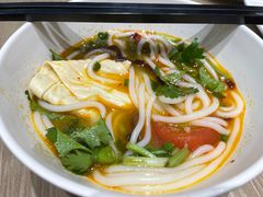 -蒙自源米线大王(花园城商场店)