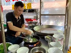 -田海鹰猪血汤(平东一街店)