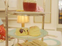 -The Diamond Jubilee Tea Salon at Fortnum & Mason