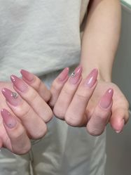 点击看大图 -猪猪女孩日式美睫美甲