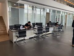 -贵州贵星奔驰4S店(观山湖店)