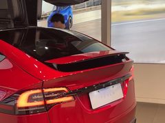 -TESLA 特斯拉(上海太古汇体验店)