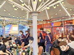 -何师烧烤Pro ·江湖川菜·小龙虾·精酿(太古里旗舰店)
