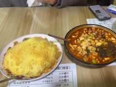 -吴三酸菜麻食酱香面馆(印花布园小区店)