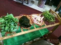 -阿婆情腊排骨火锅(金虹路店)