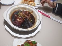 -老码头黑皮肘子锅包肉(赣水路店)