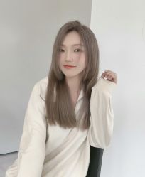 -丝语萱形象