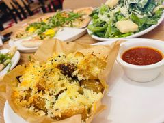 -城市大道红炉披萨烘焙坊