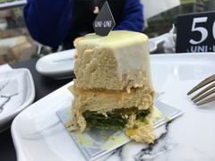 -UNI UNI(环亚凯瑟琳店)