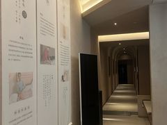 -灸春堂·艾灸·痛症·整脊连锁(之江银泰店)