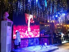 -酒座音乐主题串吧(滑翔西社区店)