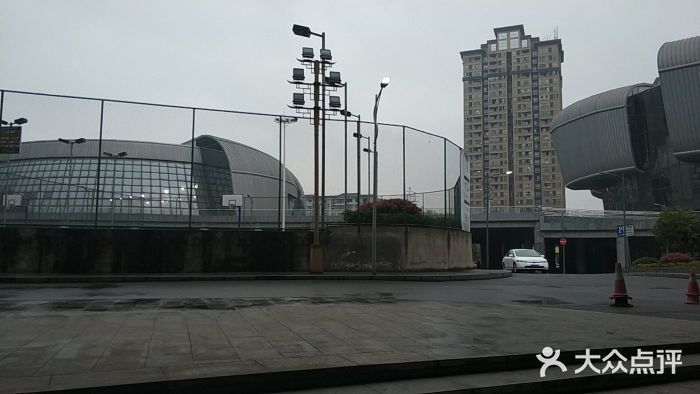 大足体育运动中心图片