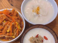 -陇上秦轩西安biangbiang面(朝龙汇店)
