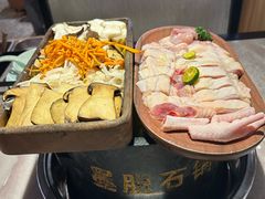 -野·大山里野生菌石锅土鸡(益田假日店)