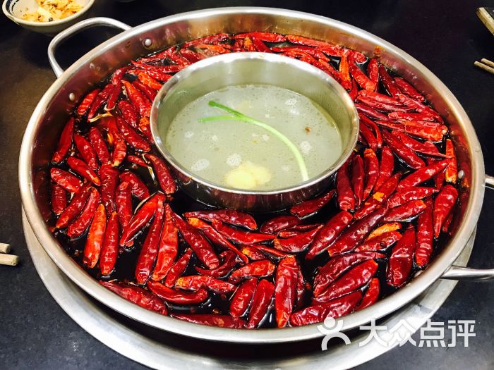 江上城.大侠重庆老火锅(黄石总店)大麻大辣锅底图片 - 第1张