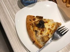 -必胜客(证大大拇指店)