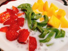 士多啤梨芒果绿茶拉面-甜心妈妈·榴莲星级糖水(北京路总店)