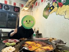 -渝嘴小老弟老火锅(华新村店)