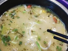 -过桥缘·过桥米线(大华虎城嘉年华店)