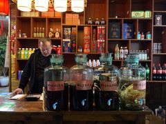 -果松木炭酸菜铜火锅·外婆参鸡汤