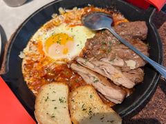 -必胜客餐厅(昆百大泰业城店)