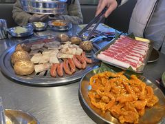 -哈哈碳都·牛肋条无限自助烤肉(台江万达店)