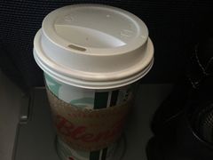 -星巴克臻选(盐城金鹰聚龙湖店)