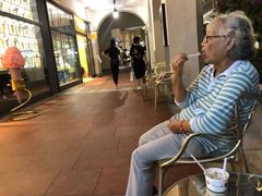 -VENCHI 闻绮(上海佛罗伦萨小镇店)
