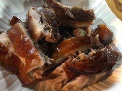 -黄记四更烤乳猪店