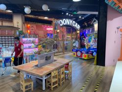 -卡通尼乐园(新达汇三林店)