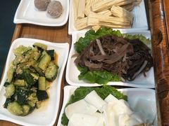 -老北京热气涮羊肉·小龙虾·烤鱼(呼玛路店)