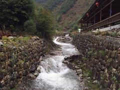 -龙潭峡谷漂流