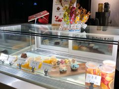 面包甜点陈列柜-Maxpoint Kitchen 西餐咖啡(乐峰广场店)
