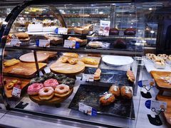 -巴黎贝甜(华堂新辰汇店)