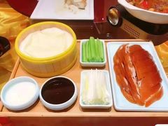 -艳阳天·非遗楚菜(武汉客厅店)