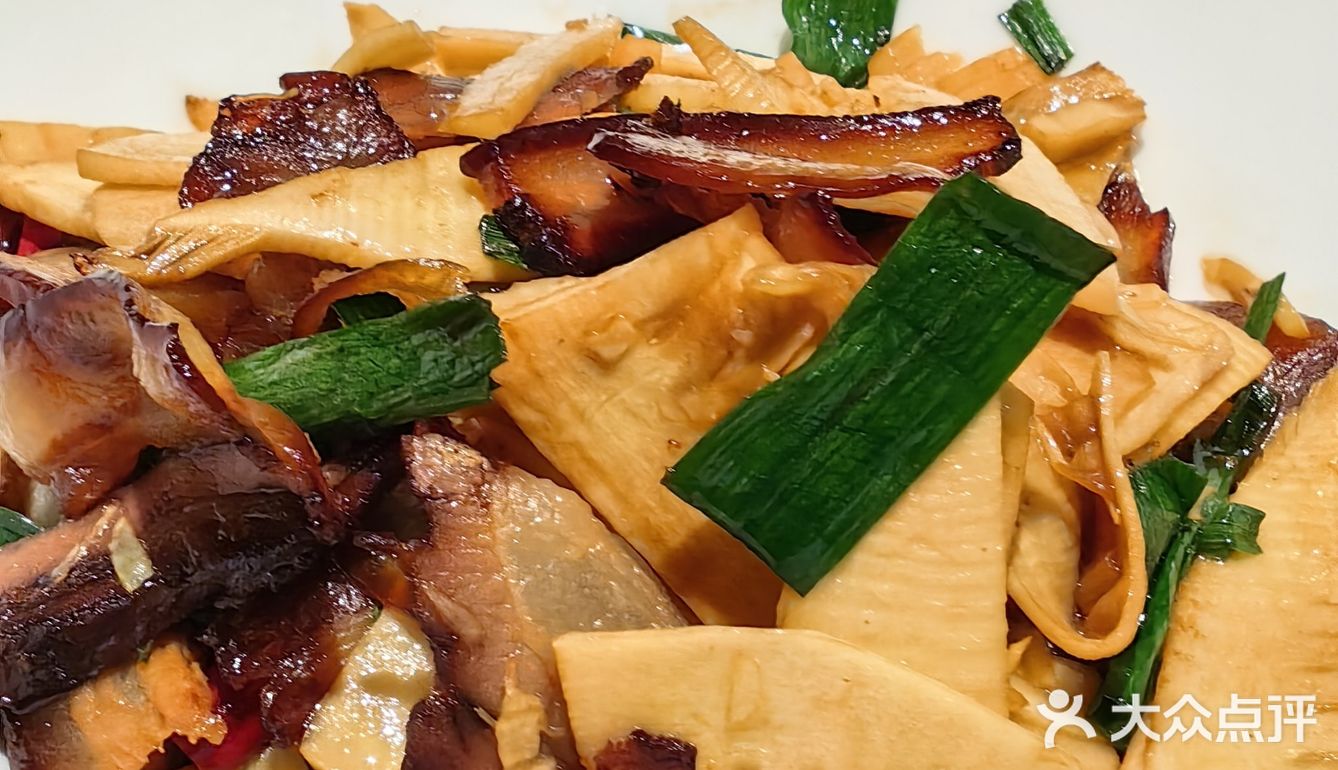 在武汉年夜饭，他们家遥遥领先！！！米其林主厨亲自介绍！