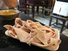 纯鲜猪黄喉-邓莽子老火锅(鲁祖庙店)