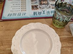 -秘密旅行Bonjour(黑金冠 江南西店)