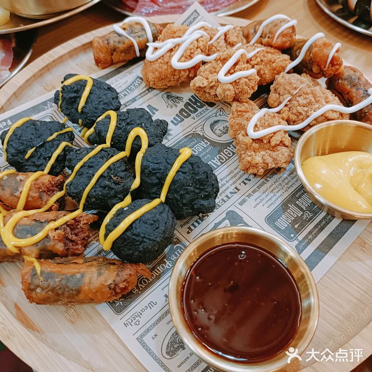 来这里吃烤肉的最终结果是肚饱眼还馋❗