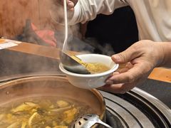 -阿山卓·野生菌火锅·纳西火塘烤肉