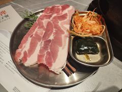 -草家酱蟹炭火烤肉店(珲春南路一店)