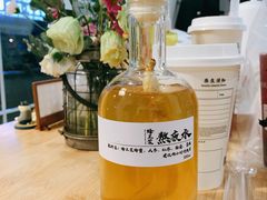 蜂王浆熬夜大补水-椿风·养身茶饮(吉大店)